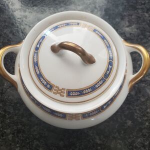 VINTAGE Syracuse Mistic Blue Sugar Bowl with lid